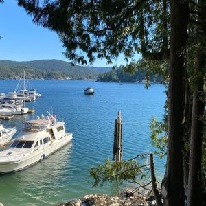 Meet your Posher, Sania